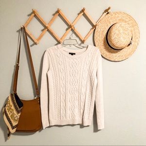 Tommy Hilfiger knit sweater